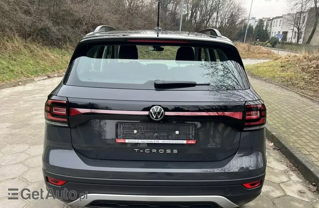 VOLKSWAGEN T-Cross 