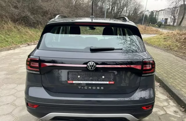VOLKSWAGEN T-Cross 