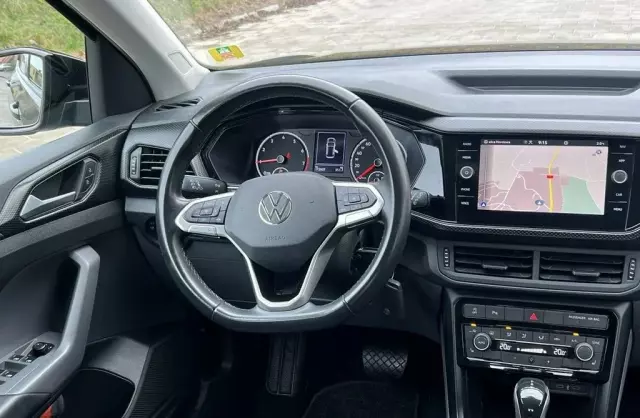VOLKSWAGEN T-Cross 