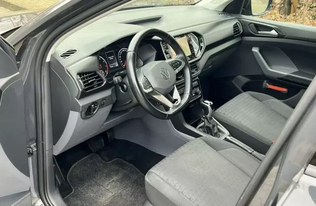 VOLKSWAGEN T-Cross 