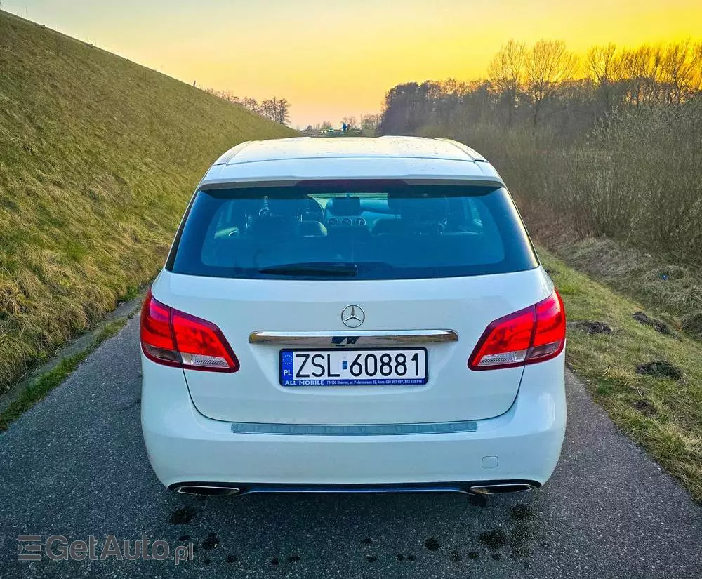 MERCEDES-BENZ Klasa B 250 4-Matic