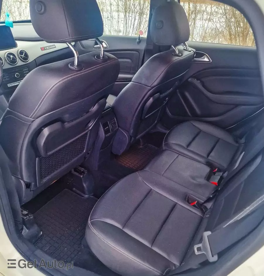 MERCEDES-BENZ Klasa B 250 4-Matic
