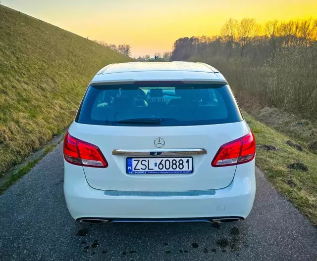 MERCEDES-BENZ Klasa B 250 4-Matic
