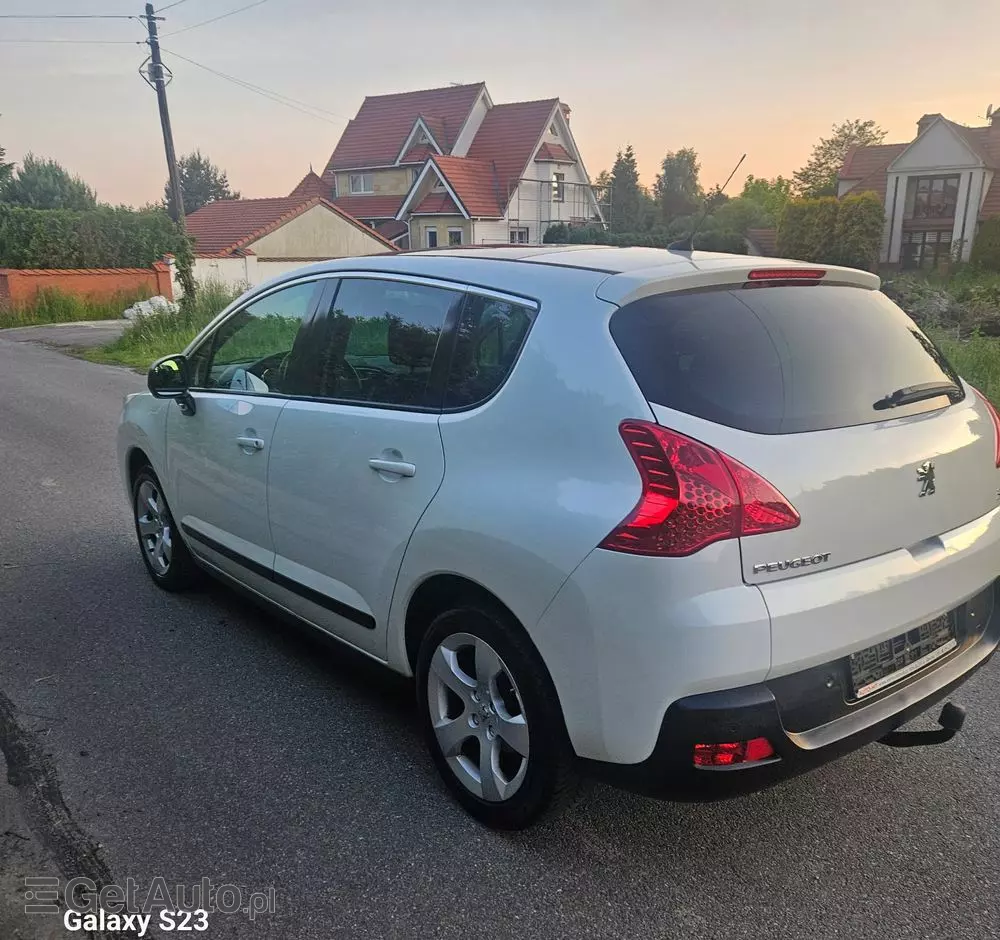 PEUGEOT 3008 120 VTi Premium