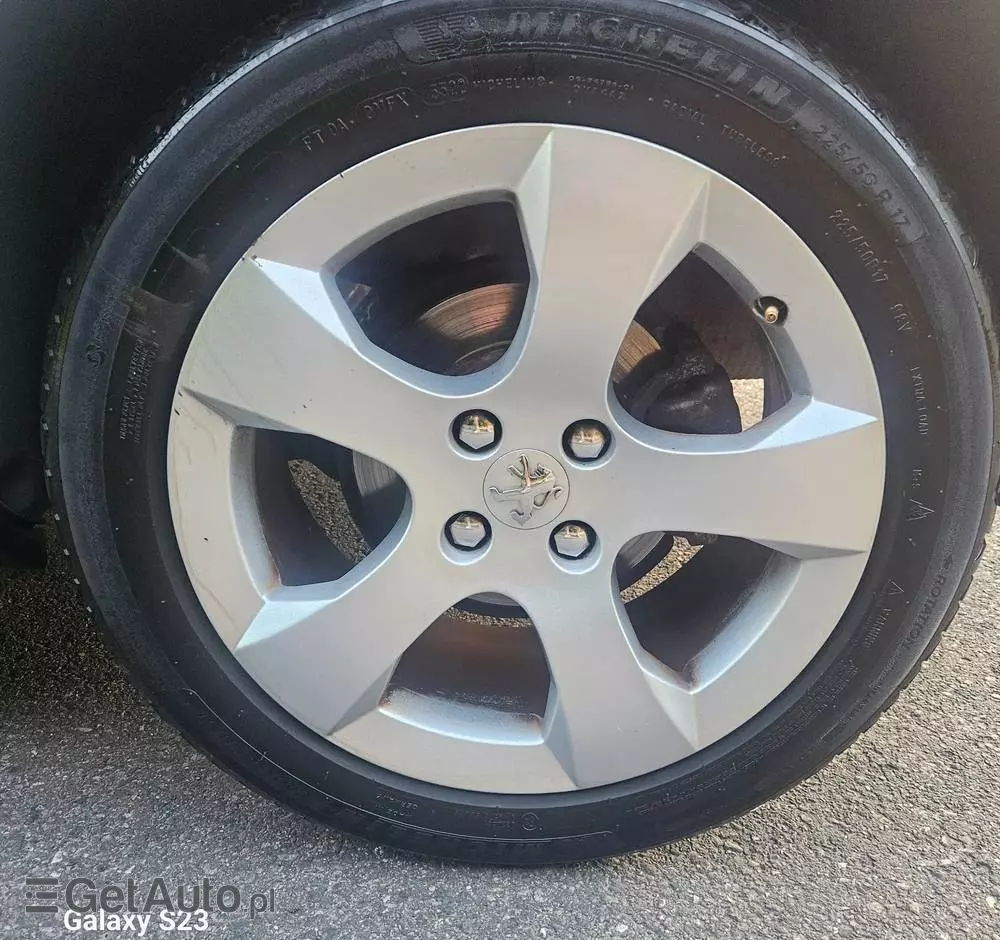 PEUGEOT 3008 120 VTi Premium