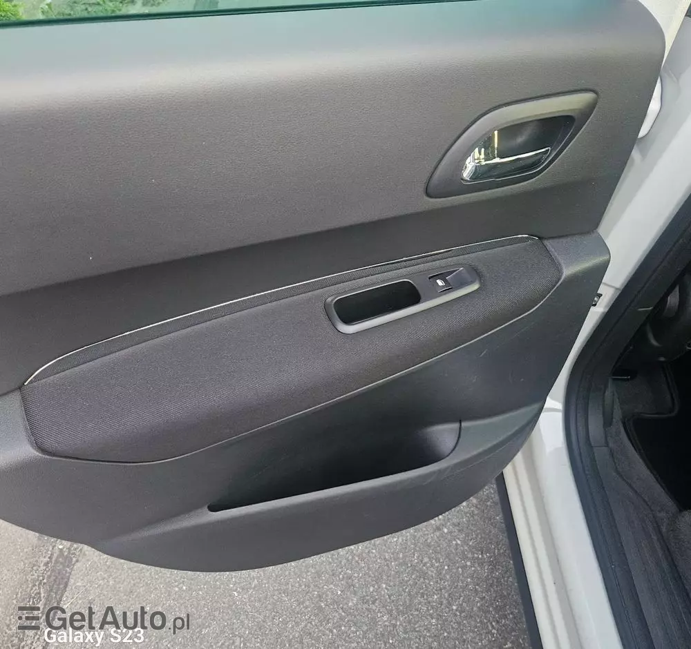 PEUGEOT 3008 120 VTi Premium