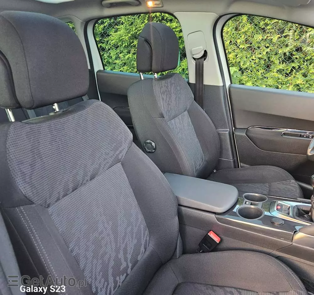 PEUGEOT 3008 120 VTi Premium