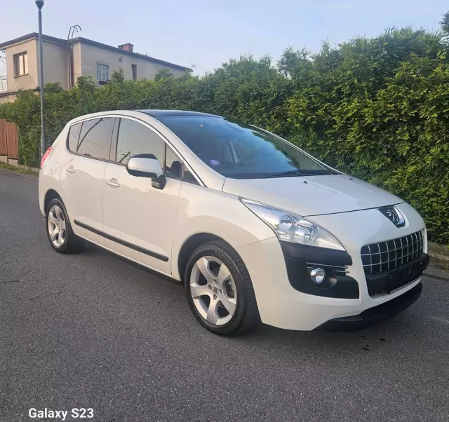 PEUGEOT 3008 120 VTi Premium