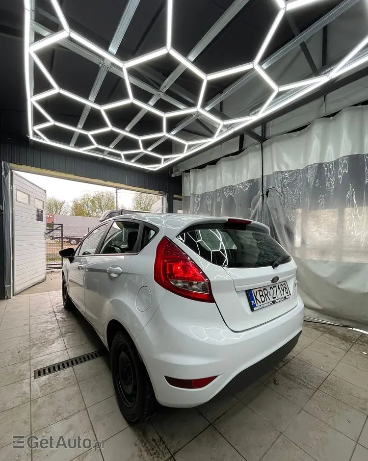 FORD Fiesta 1.25 Champions Edition