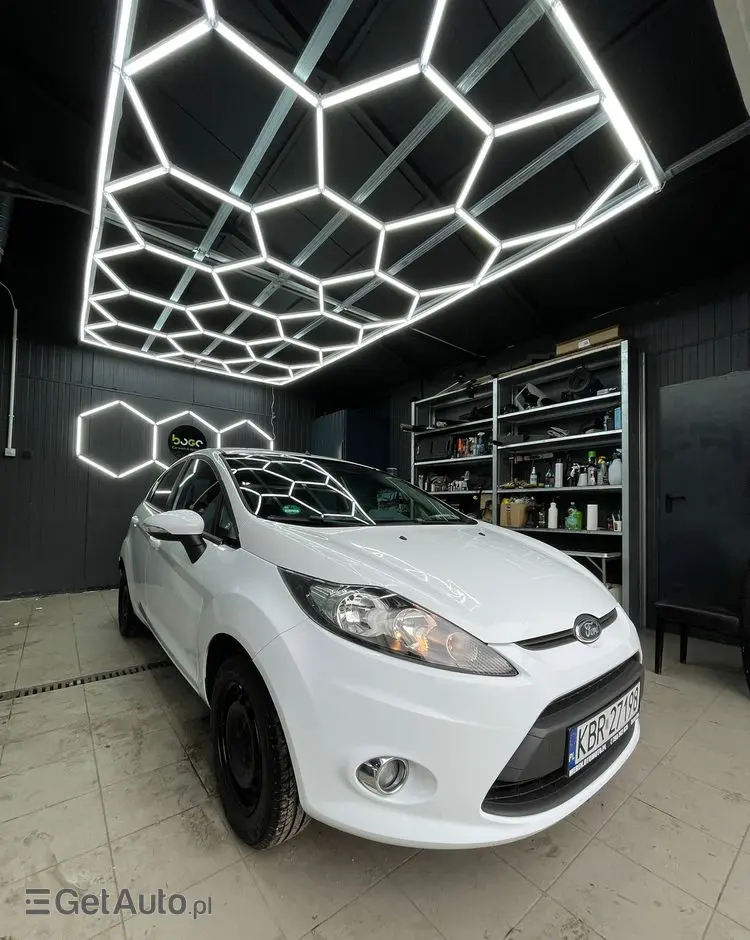 FORD Fiesta 1.25 Champions Edition