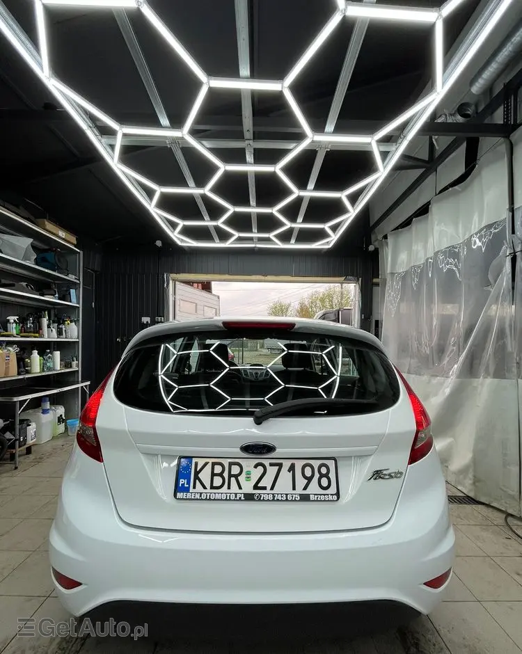 FORD Fiesta 1.25 Champions Edition
