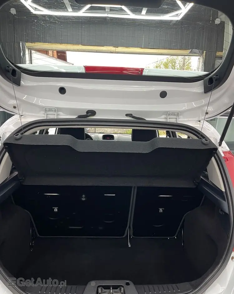 FORD Fiesta 1.25 Champions Edition