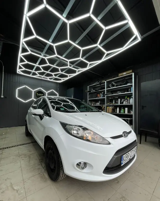 FORD Fiesta 1.25 Champions Edition