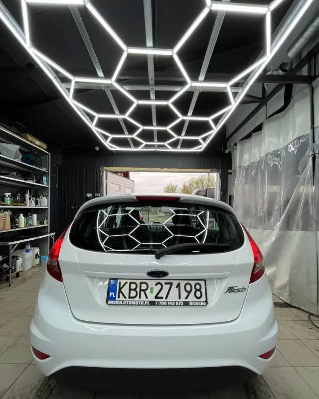 FORD Fiesta 1.25 Champions Edition