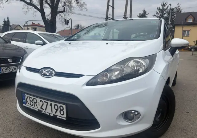FORD Fiesta 1.25 Champions Edition