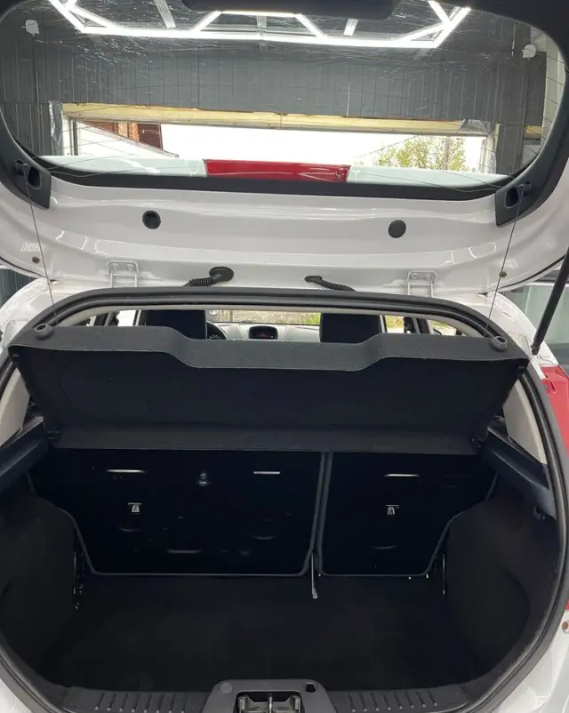 FORD Fiesta 1.25 Champions Edition