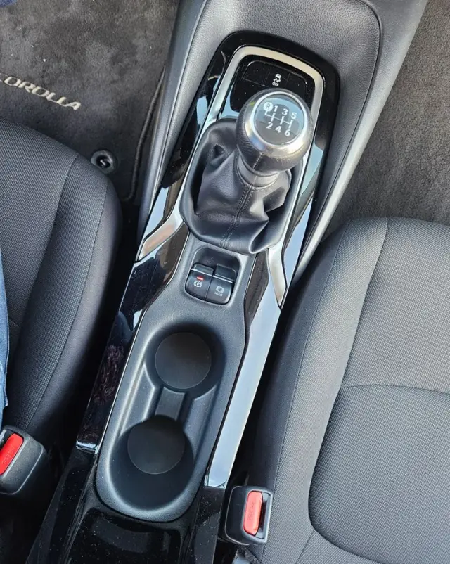 TOYOTA Corolla 1.5 Comfort