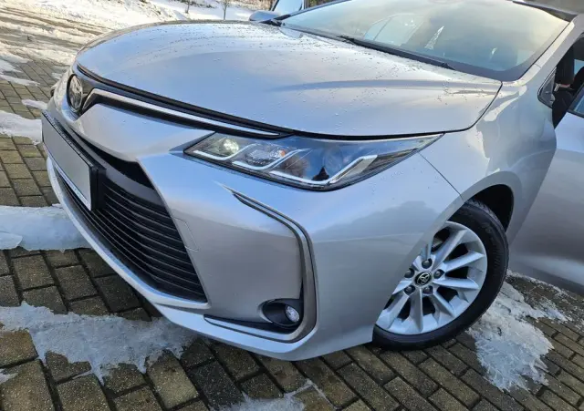TOYOTA Corolla 1.5 Comfort