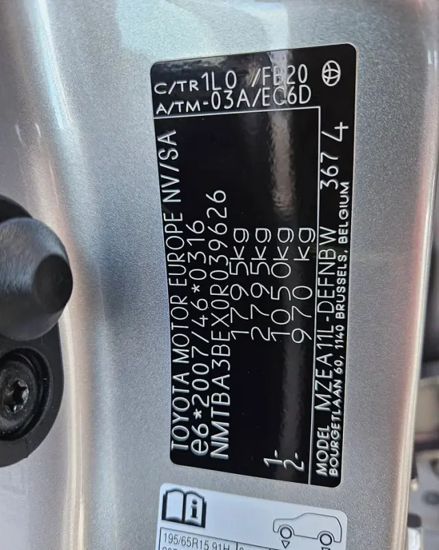 TOYOTA Corolla 1.5 Comfort