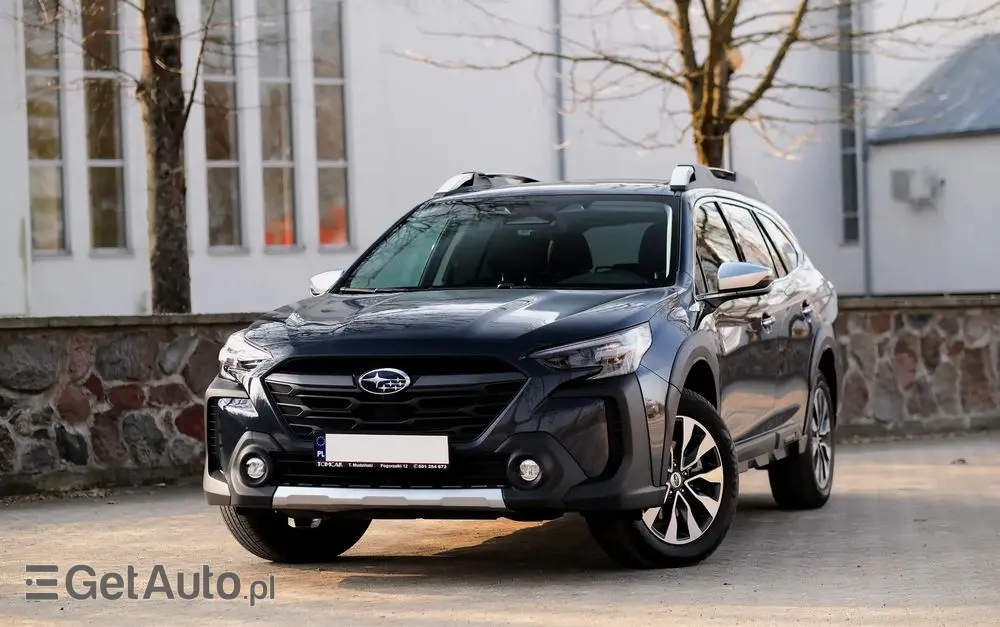 SUBARU Outback 