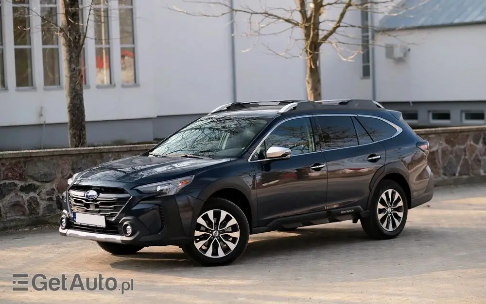 SUBARU Outback 