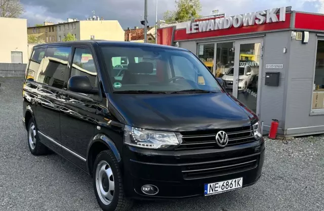 VOLKSWAGEN Multivan 