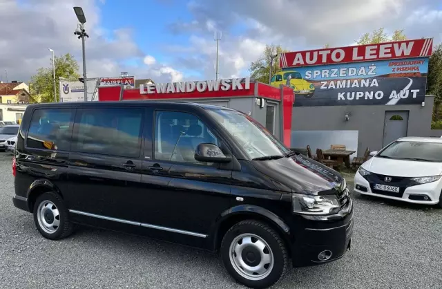 VOLKSWAGEN Multivan 