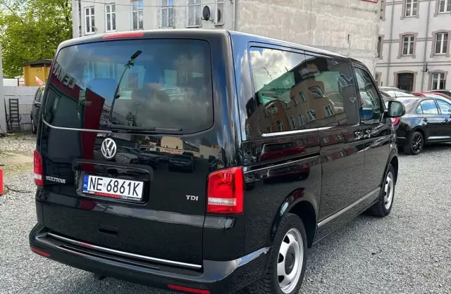VOLKSWAGEN Multivan 