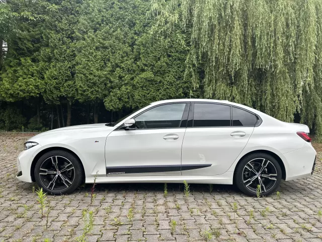 BMW Seria 3 320i