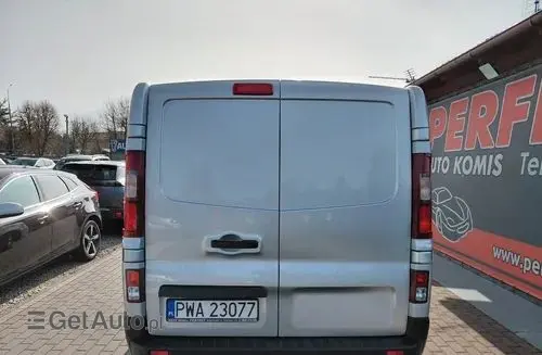 RENAULT Trafic 