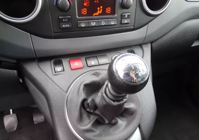 CITROËN Berlingo Multispace BlueHDi 120 S&S SHINE