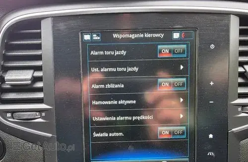 RENAULT Megane 