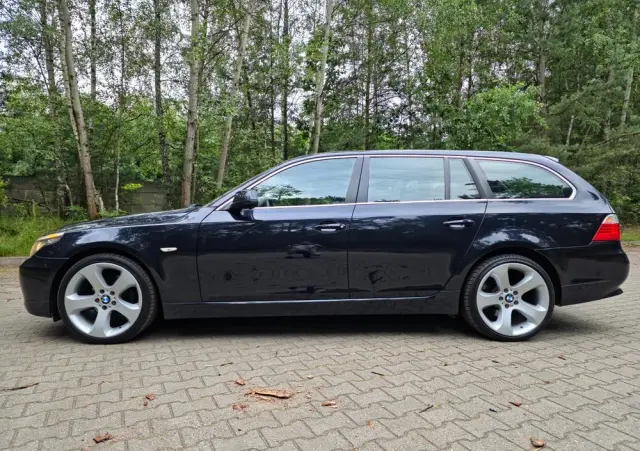 BMW Seria 5 525d Edition Sport