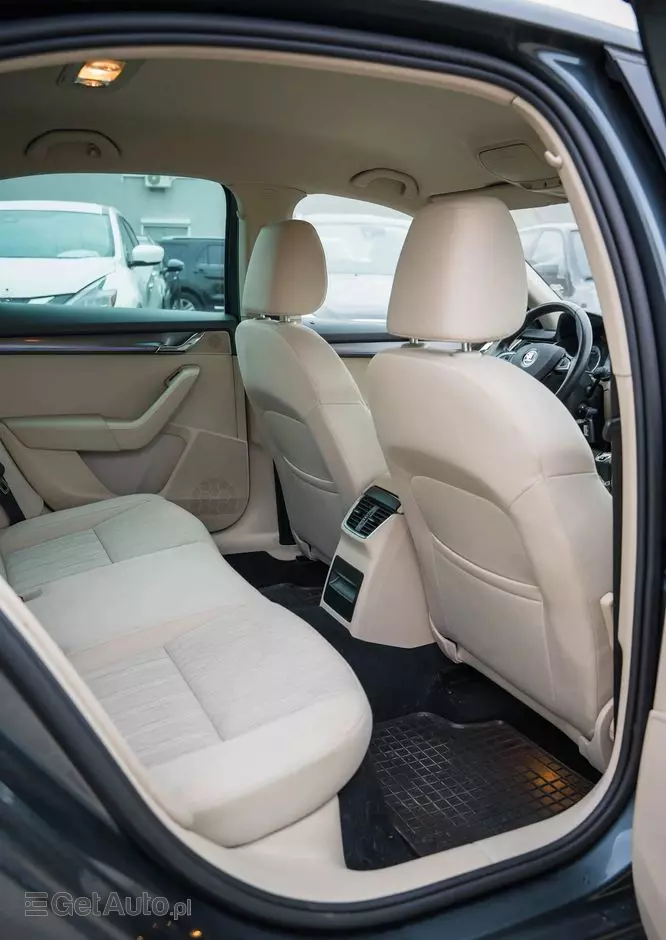 SKODA Octavia 2.0 TDI 4x4 Drive