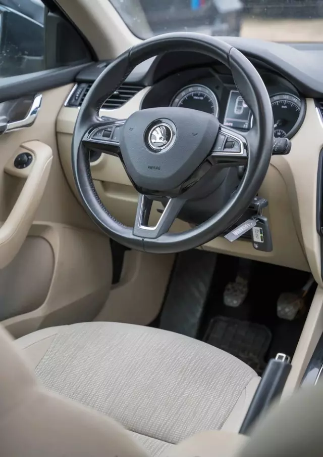 SKODA Octavia 2.0 TDI 4x4 Drive