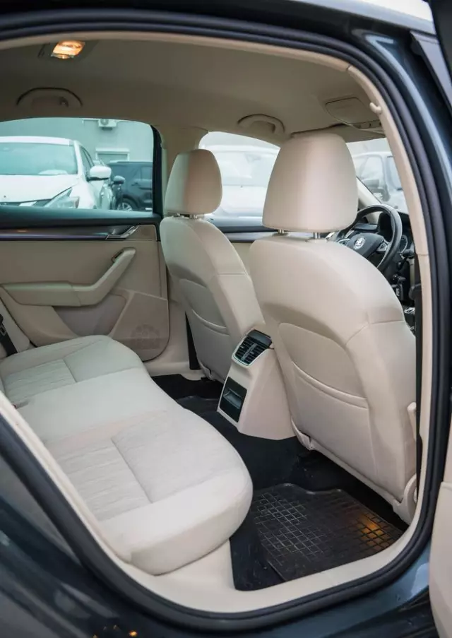 SKODA Octavia 2.0 TDI 4x4 Drive