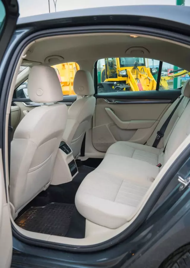 SKODA Octavia 2.0 TDI 4x4 Drive