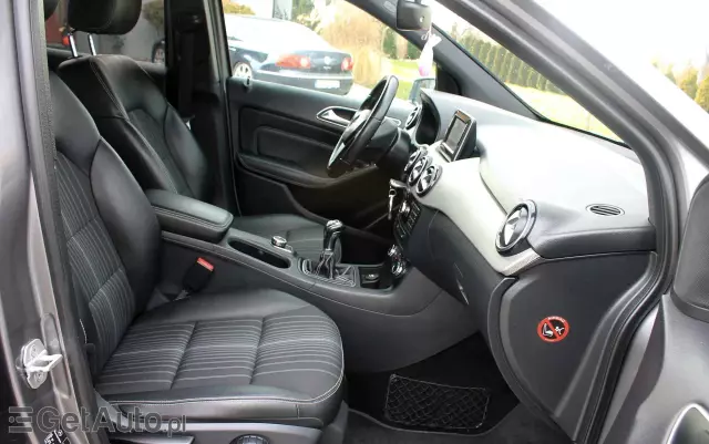 MERCEDES-BENZ Klasa B 180 BlueEFFICIENCY Edition Style