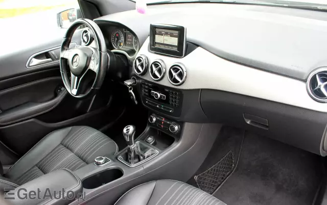 MERCEDES-BENZ Klasa B 180 BlueEFFICIENCY Edition Style