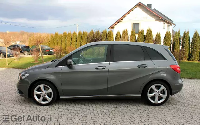 MERCEDES-BENZ Klasa B 180 BlueEFFICIENCY Edition Style