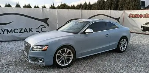 AUDI S5 