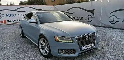 AUDI S5 