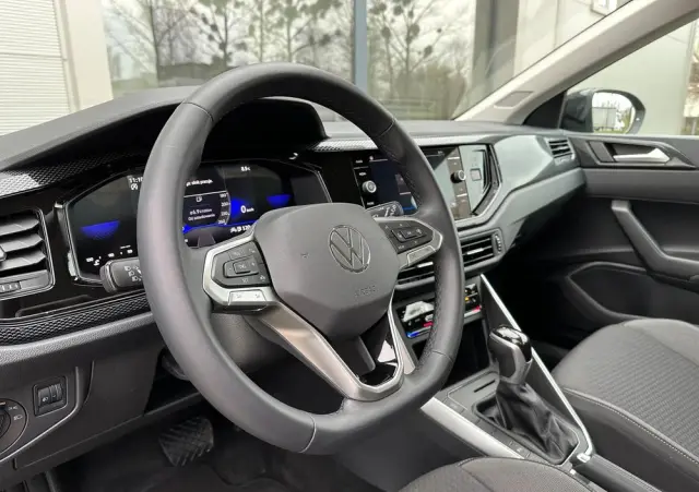 VOLKSWAGEN Taigo 1.0 TSI Life DSG