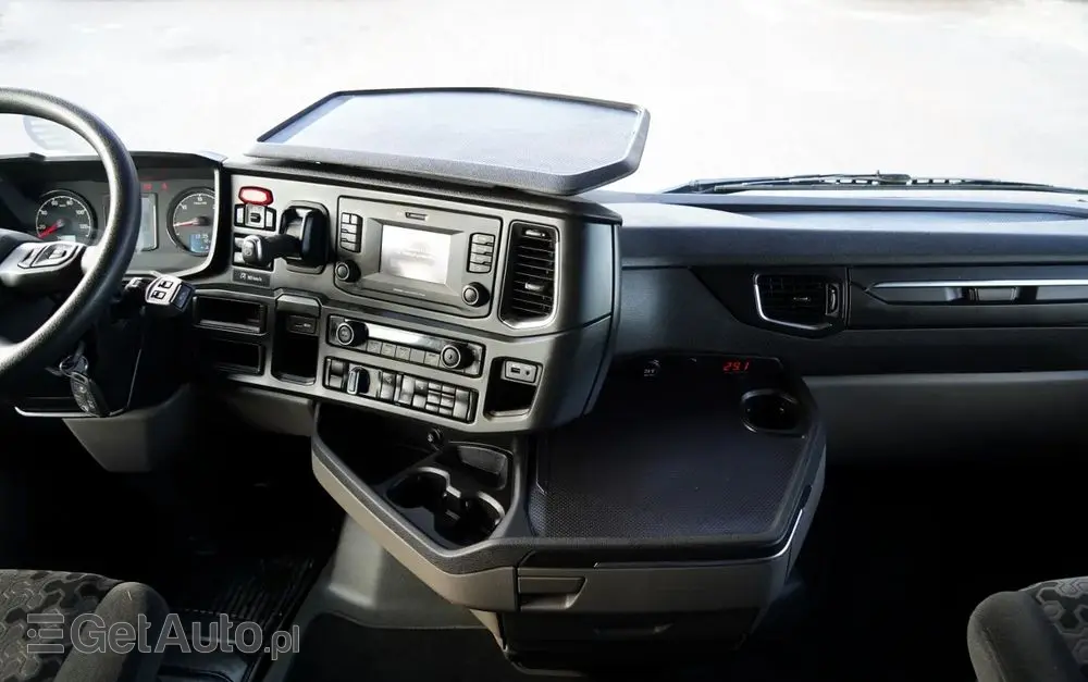 SCANIA S 500 / RETARDER / KLIMA POSTOJOWA / CAŁA NA PODUSZKACH / OPONY 100% 