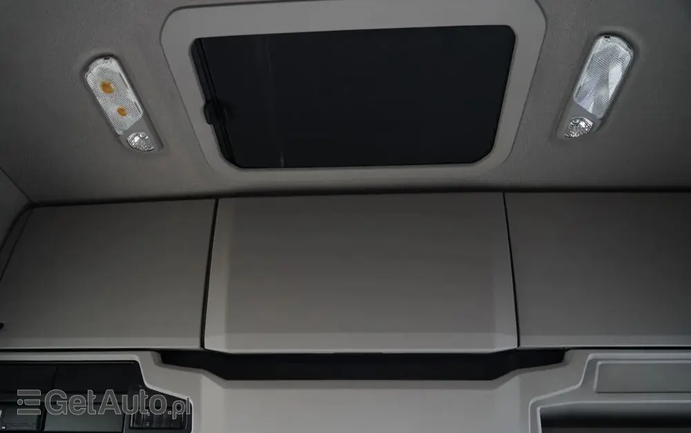 SCANIA S 500 / RETARDER / KLIMA POSTOJOWA / CAŁA NA PODUSZKACH / OPONY 100% 