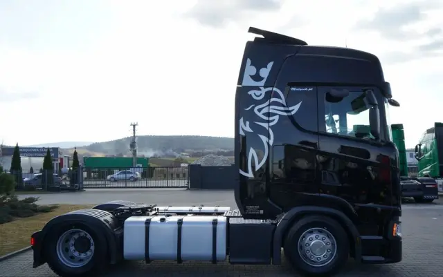 SCANIA S 500 / RETARDER / KLIMA POSTOJOWA / CAŁA NA PODUSZKACH / OPONY 100% 