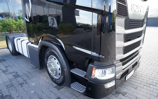SCANIA S 500 / RETARDER / KLIMA POSTOJOWA / CAŁA NA PODUSZKACH / OPONY 100% 