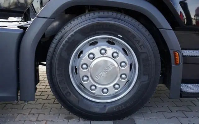 SCANIA S 500 / RETARDER / KLIMA POSTOJOWA / CAŁA NA PODUSZKACH / OPONY 100% 