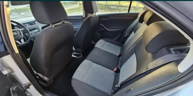 SEAT Toledo 1.6 TDI (105 KM)