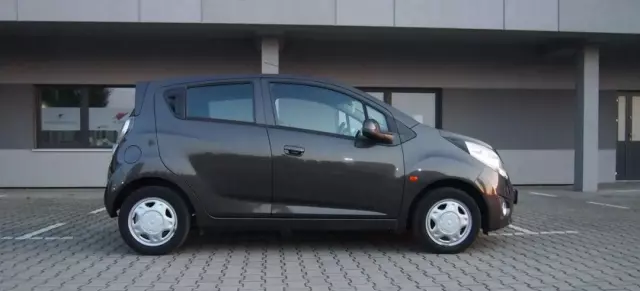 CHEVROLET Spark 